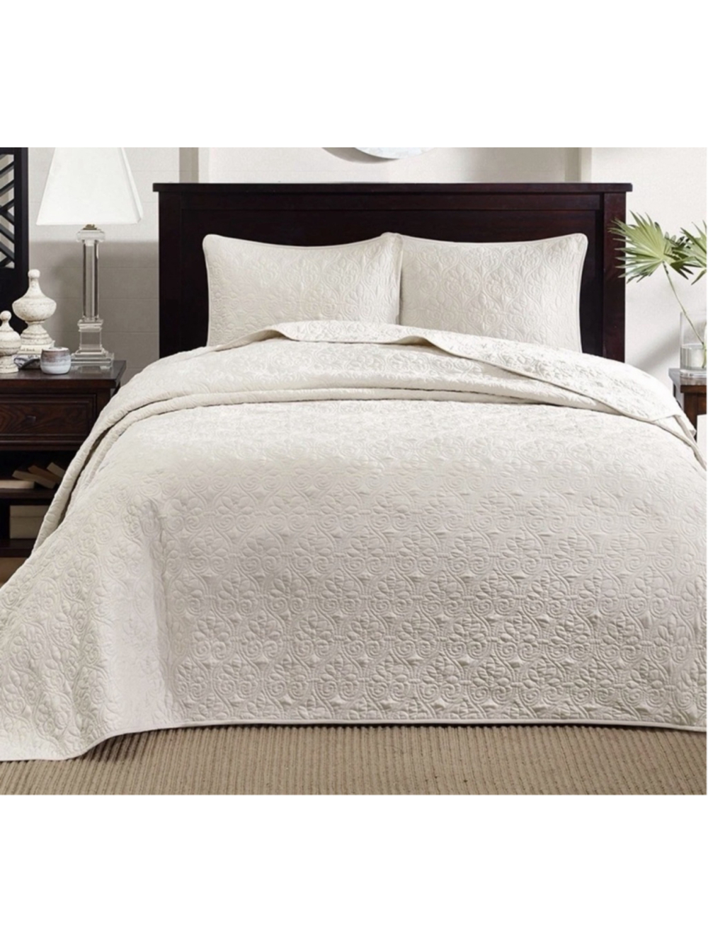 3-Piece Queen Bedspread ivory-colore 100% cotton throws Quilted 94x82”